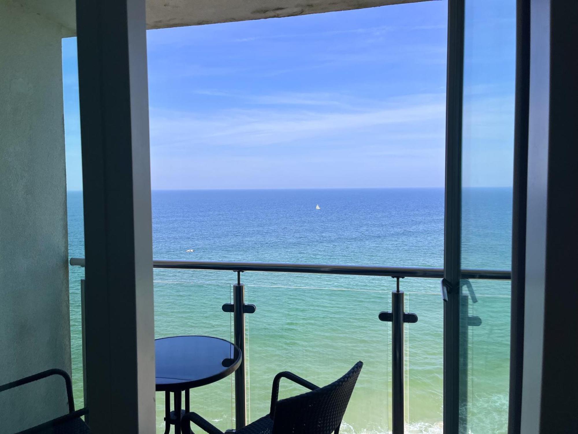 Newquay Rocklands Beach View Екстер'єр фото
